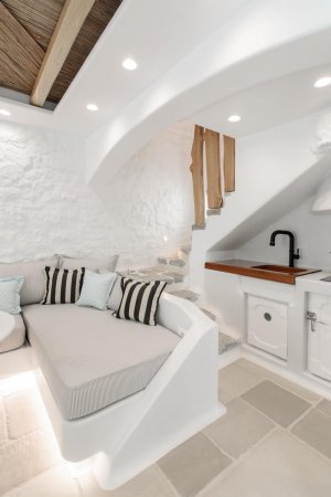 Suite with pool