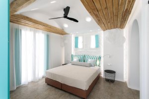 Suite with pool