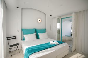 Suite with pool