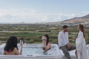 Villa 2 with Jacuzzi