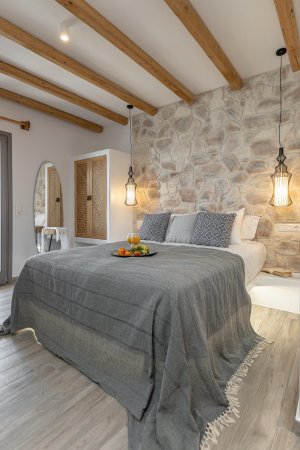 Triple Bed, Upper Floor