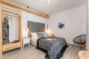 Double Bed, In front of the pool