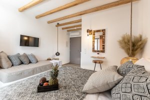 Triple Bed, In front of the pool
