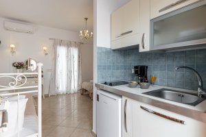 Triple Bed Studio