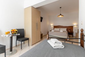 Triple Semibasement Studio