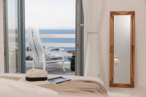 FYLADES - One-Bedroom Premium Apartment with Ocean View