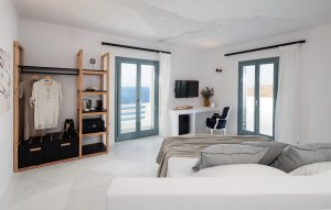 RODITSA -  Double Room with Balcony and Sea View