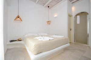 Honeymoon Room