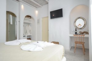 Honeymoon Room