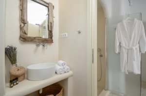 Honeymoon Room