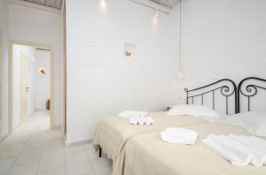 Interconnecting rooms