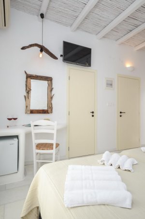 Interconnecting rooms