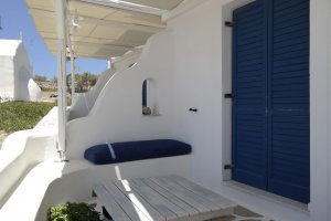 Interconnecting rooms