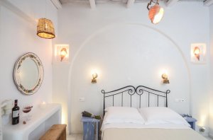 Double or Twin Room 	