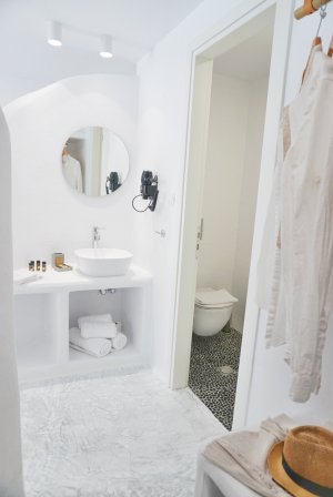Four beds room without view