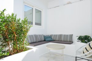 Four beds room without view