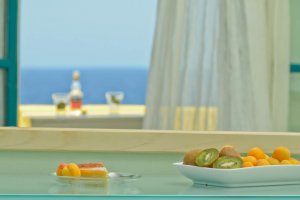 Double bed or twin beds with Sea View