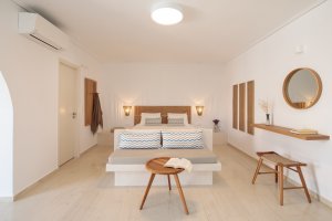 Double Junior Suite with Sea View & outdoor hot tub